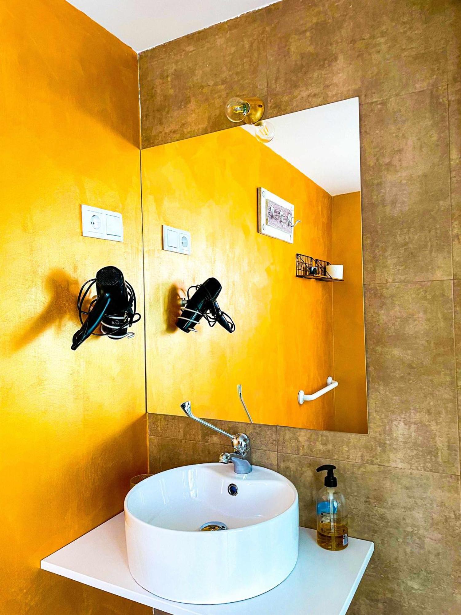 Oak Palace Oakplacescom ليون المظهر الخارجي الصورة
