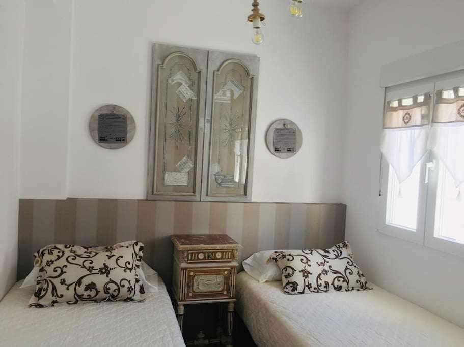 Oak Palace Oakplacescom ليون المظهر الخارجي الصورة
